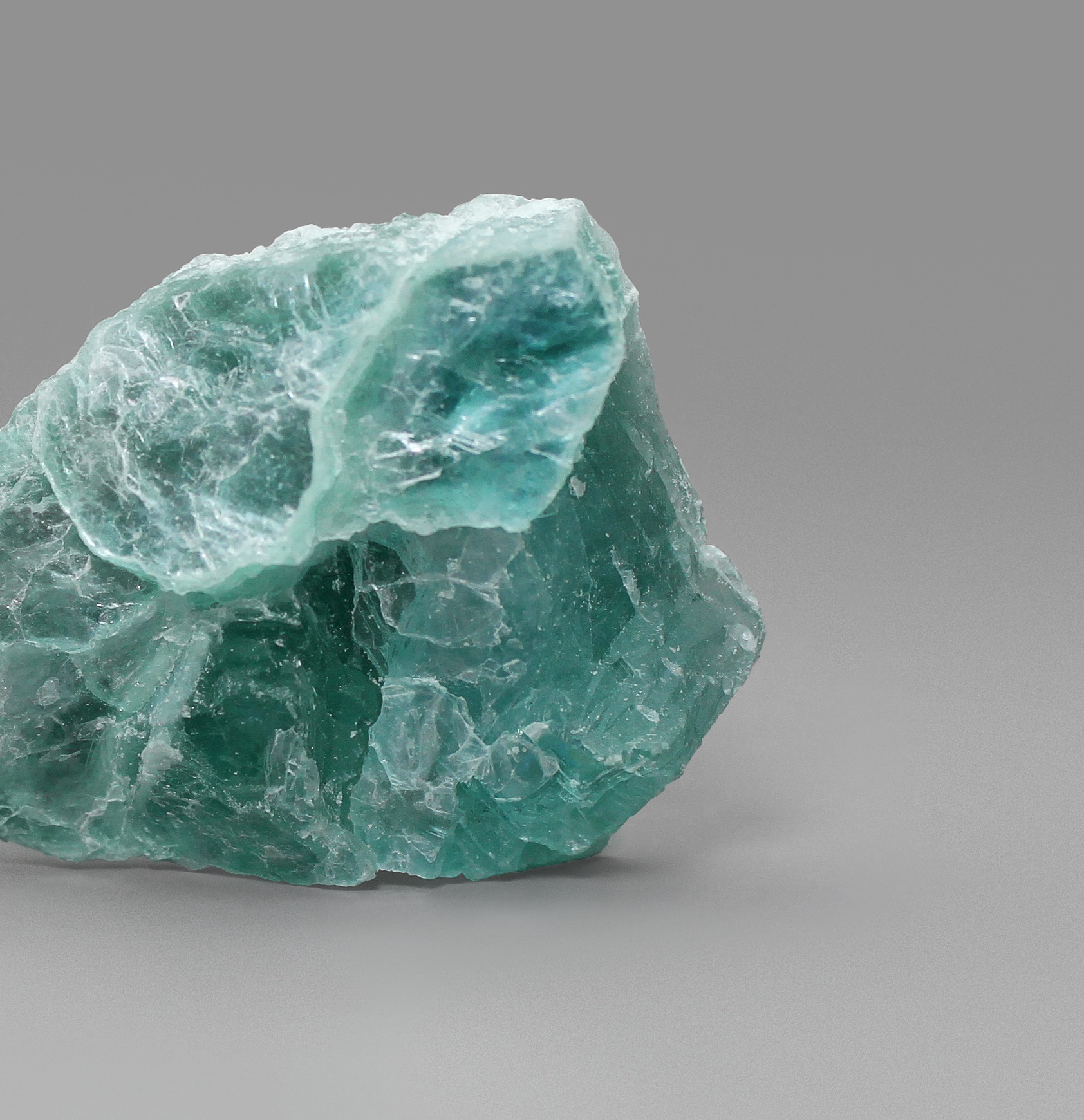 Брусит - уникальный природный минерал с многогранным применением